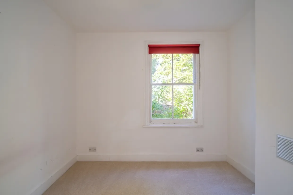 Allfarthing Lane London SW18 photo 15