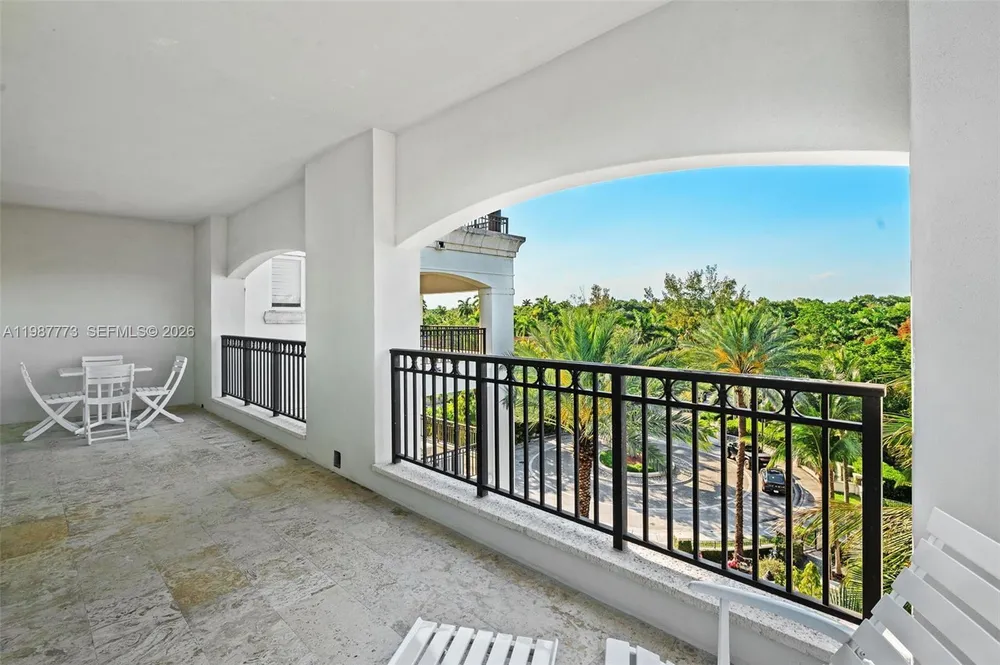 3535 Hiawatha Ave, Miami, FL 33133