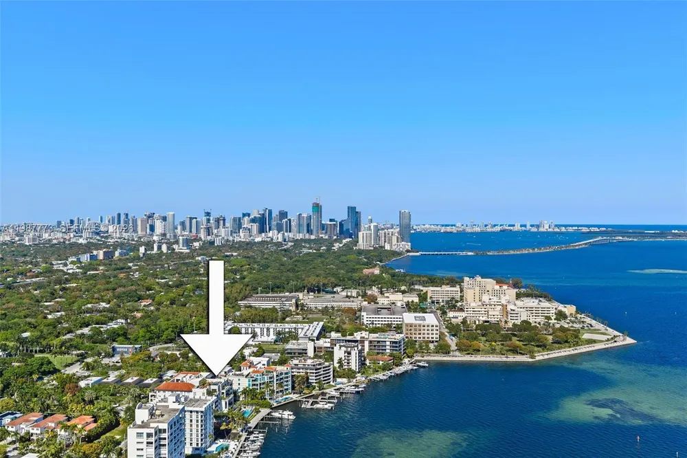 3535 Hiawatha Ave, Miami, FL 33133