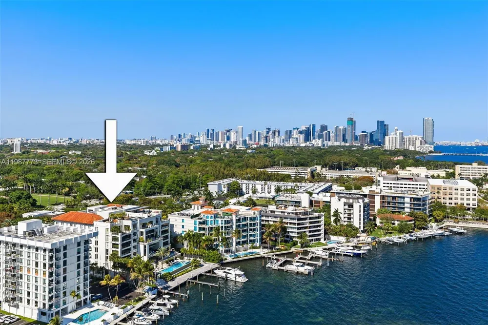 3535 Hiawatha Ave, Miami, FL 33133