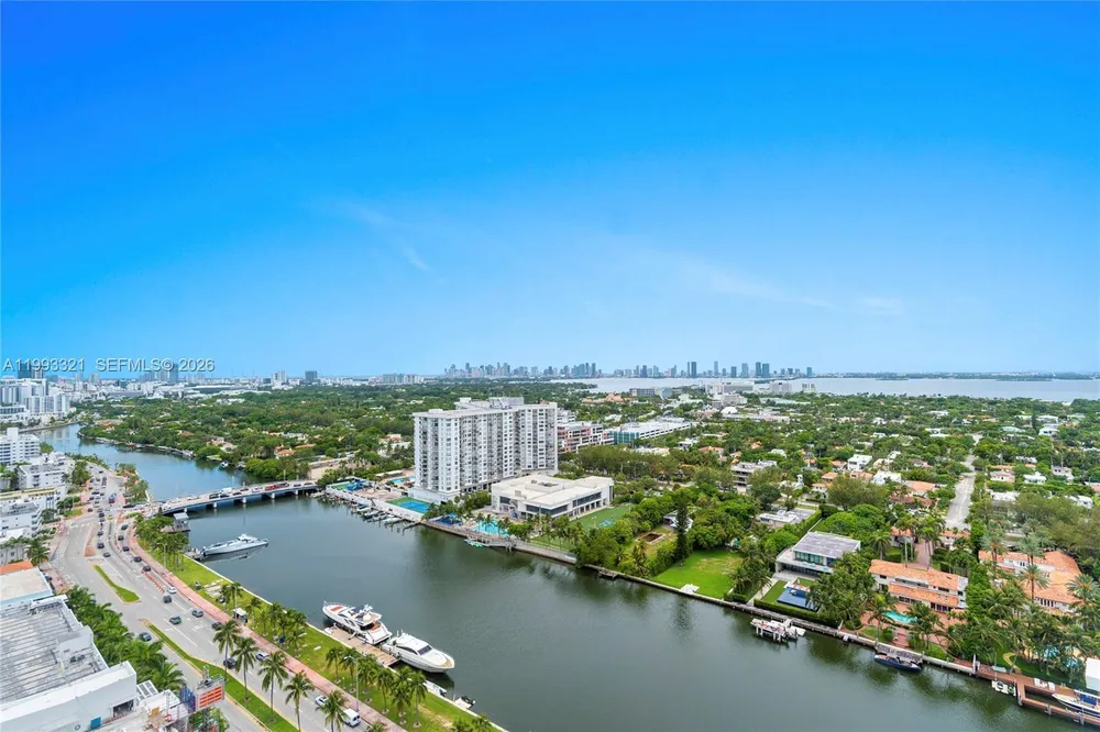 4401 Collins Ave, Miami Beach, FL 33140