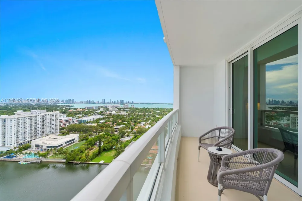 4401 Collins Ave, Miami Beach, FL 33140