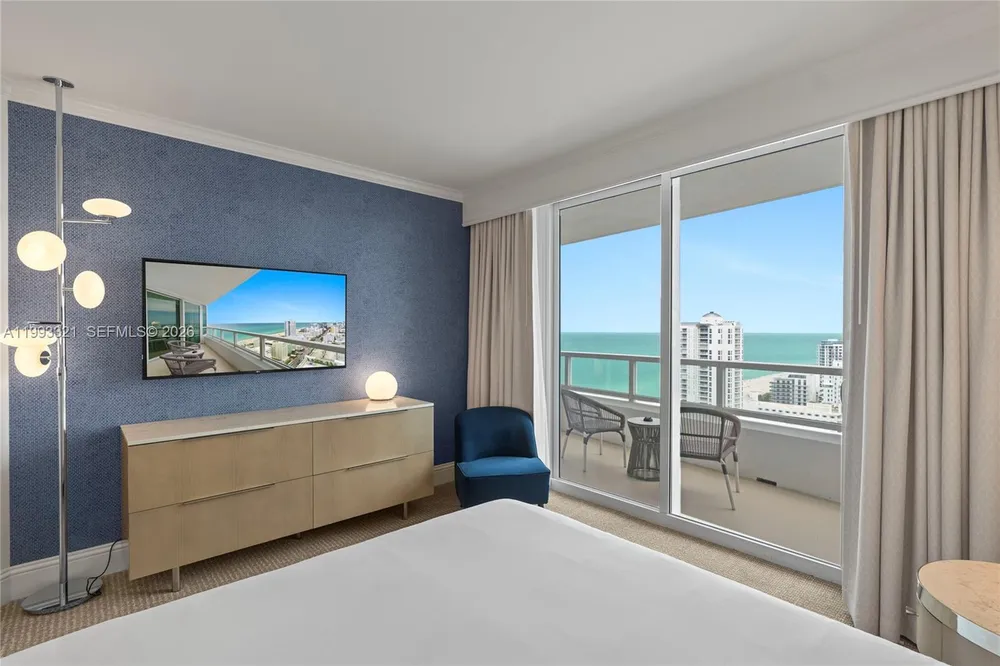 4401 Collins Ave, Miami Beach, FL 33140
