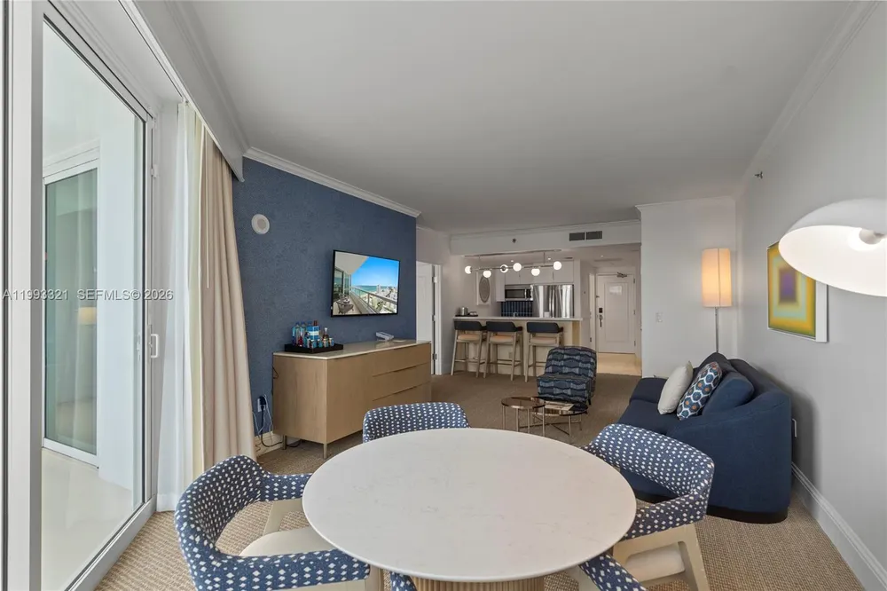 4401 Collins Ave, Miami Beach, FL 33140