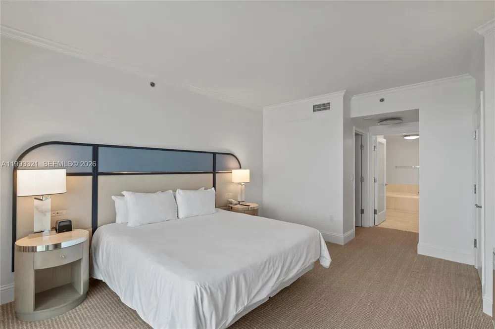 4401 Collins Ave, Miami Beach, FL 33140