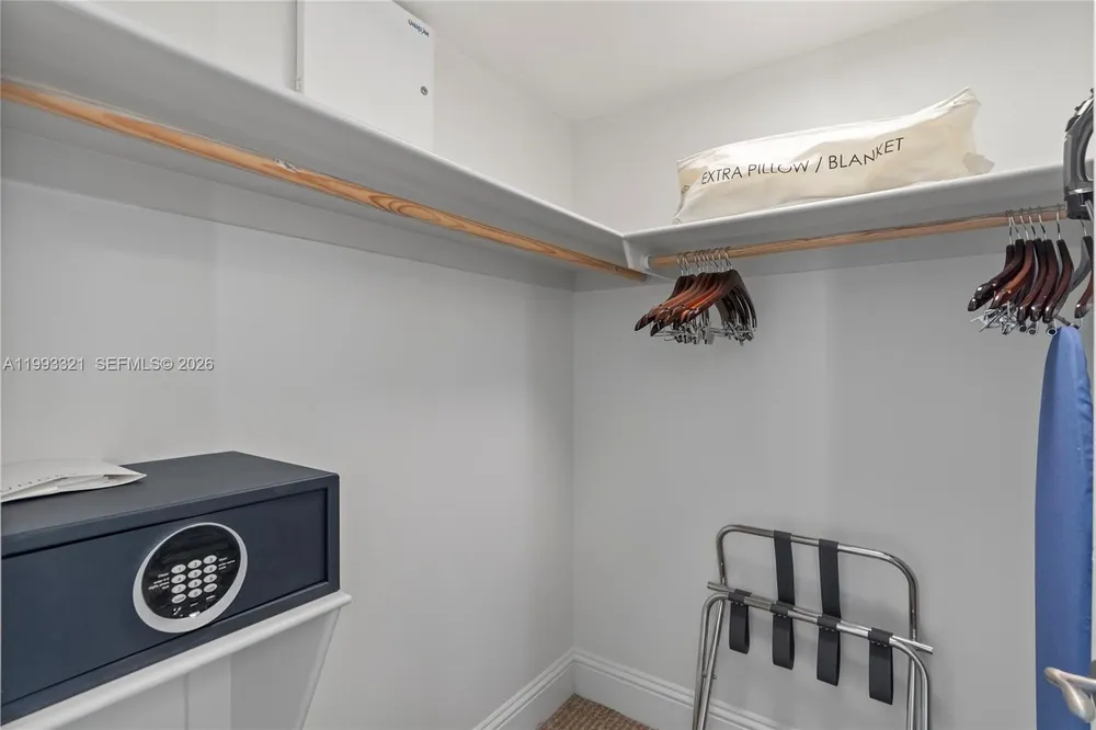 4401 Collins Ave, Miami Beach, FL 33140
