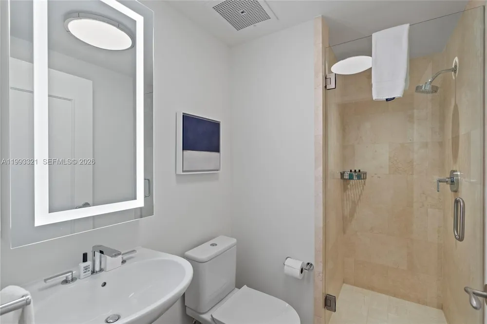 4401 Collins Ave, Miami Beach, FL 33140