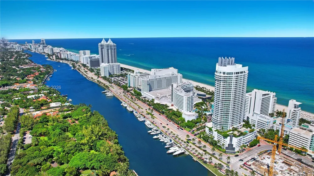 4401 Collins Ave, Miami Beach, FL 33140