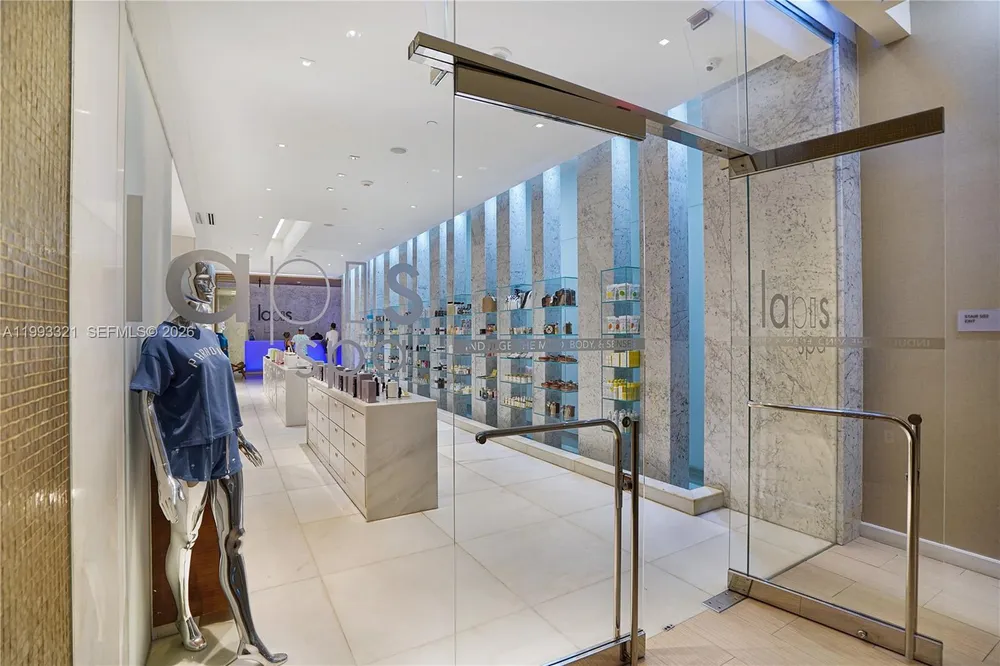 4401 Collins Ave, Miami Beach, FL 33140