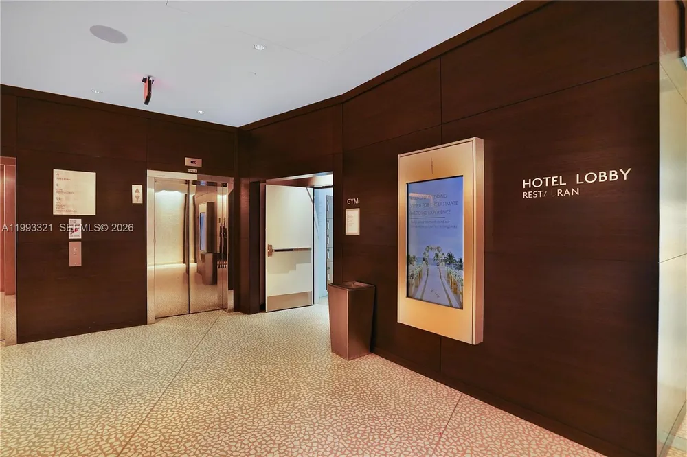 4401 Collins Ave, Miami Beach, FL 33140