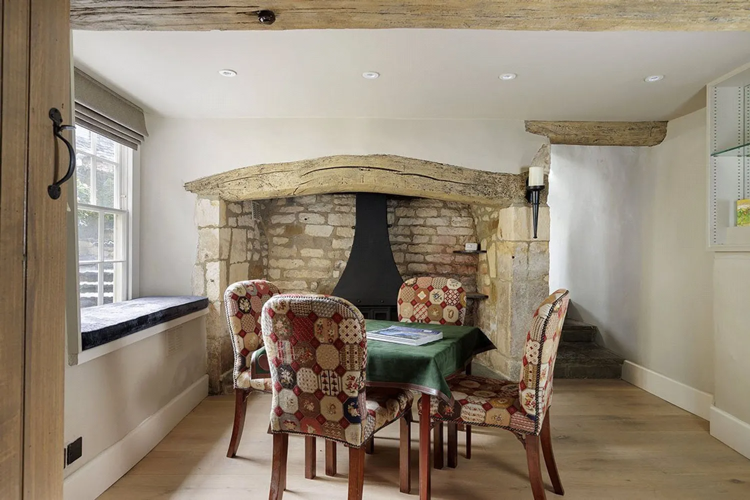High Street, Chipping Campden, GL55 photo 5