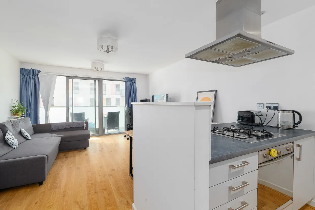 Stainsby Road, London, E14 photo 6