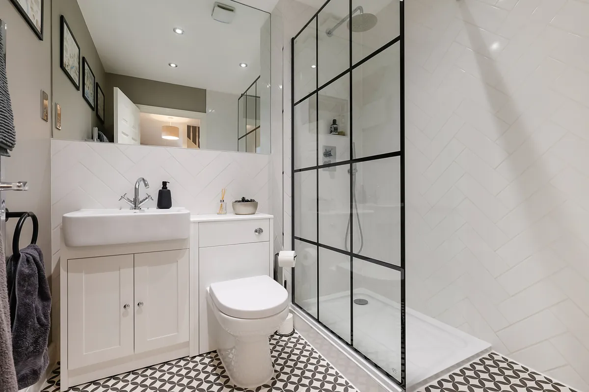 Donald Gardens, Hookwood, Horley, Surrey, RH6
