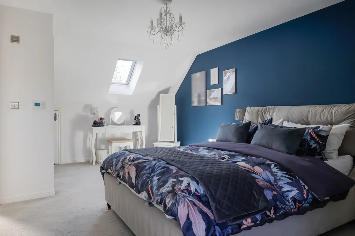 Donald Gardens, Hookwood, Horley, Surrey, RH6