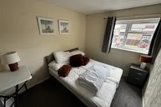 Greenland Walk, CORBY