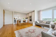 Acton Walk, Whetstone, N20 photo 6