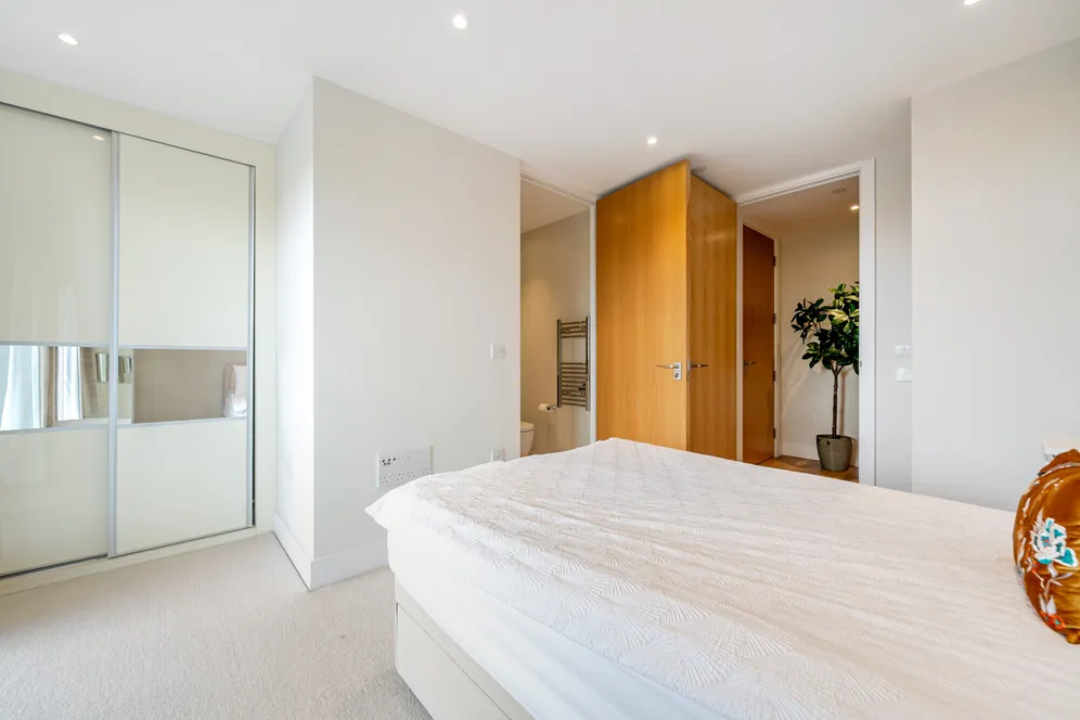 Acton Walk, Whetstone, N20 photo 11