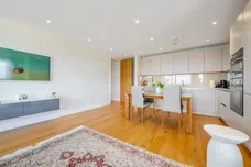 Acton Walk, Whetstone, N20 photo 13