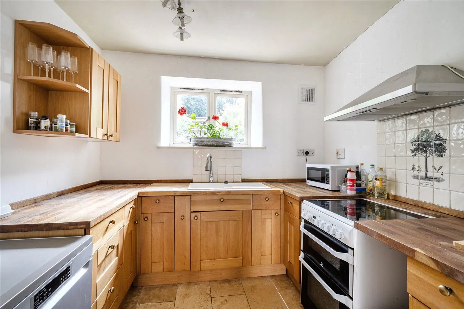 St. Mary Well Street, Beaminster, DT8 photo 8