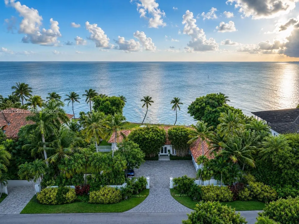 520 S Mashta Dr, Key Biscayne, FL 33149