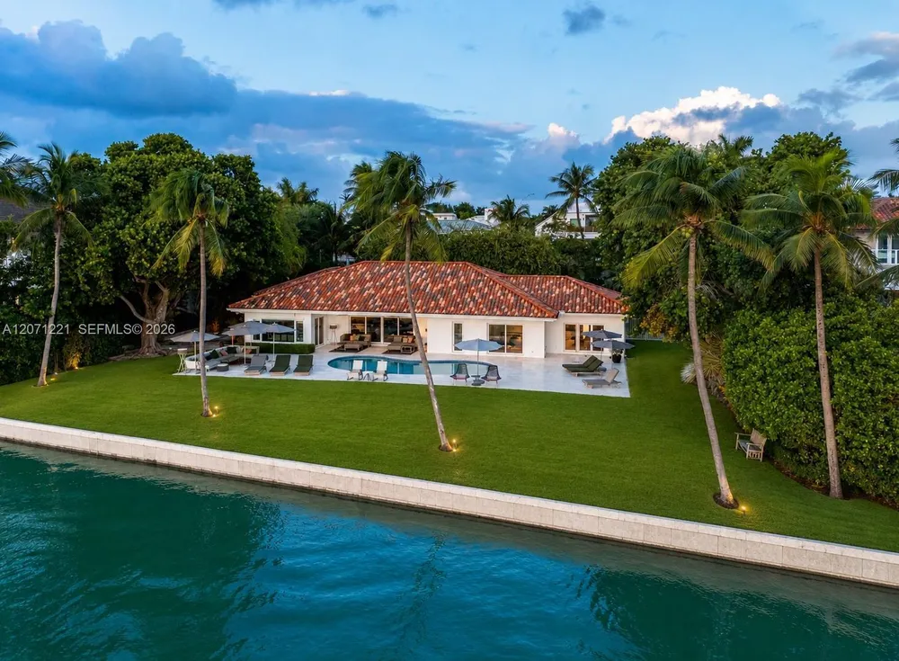 520 S Mashta Dr, Key Biscayne, FL 33149