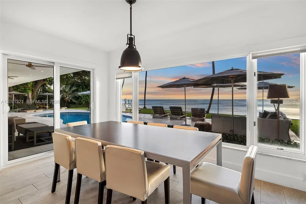 520 S Mashta Dr, Key Biscayne, FL 33149