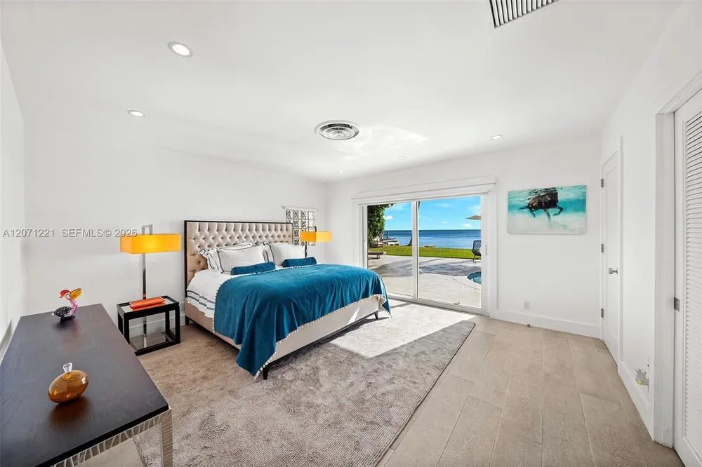 520 S Mashta Dr, Key Biscayne, FL 33149