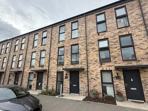Grace Rose Avenue, Waverley, Catcliffephoto