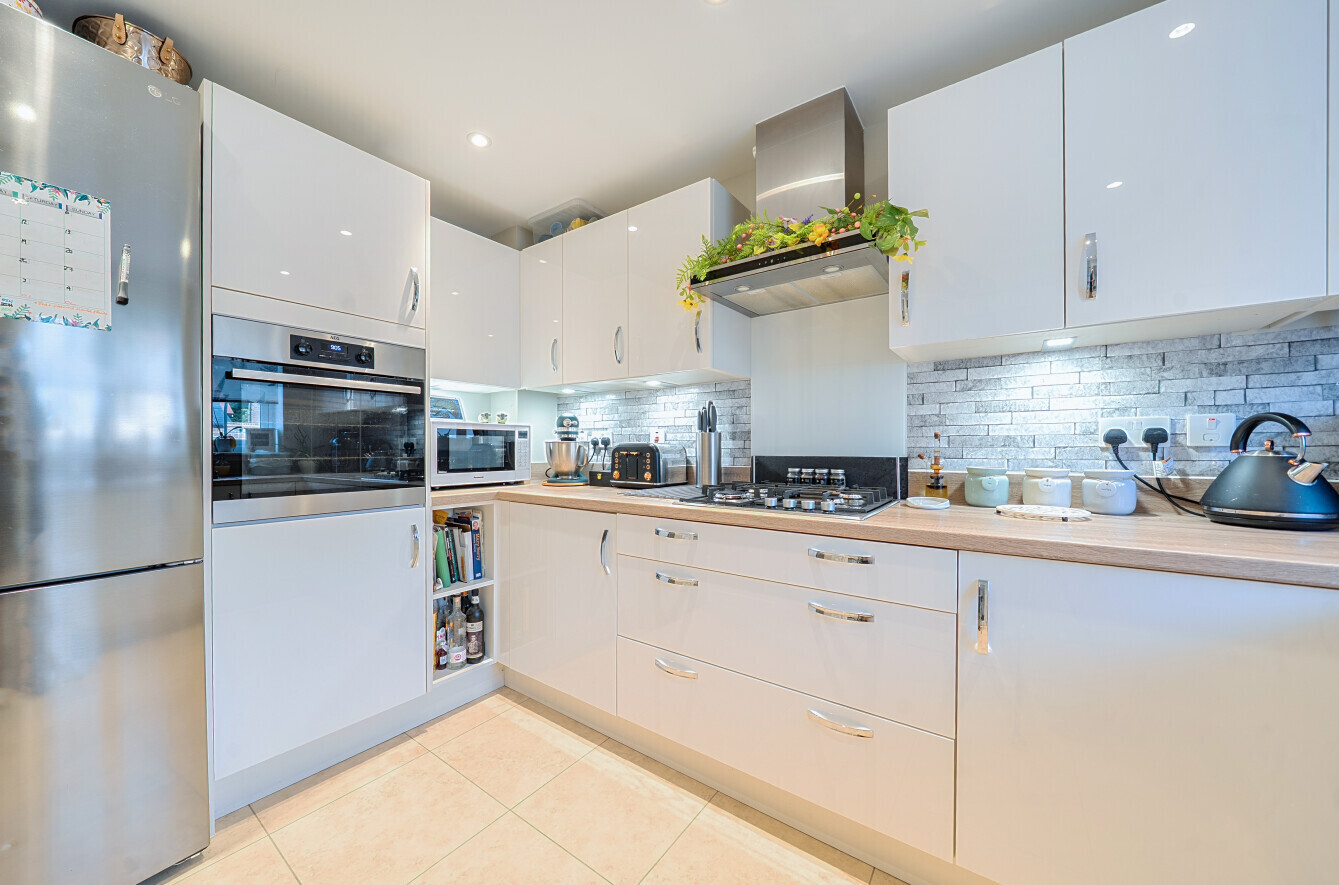 Titchener Way, Hook, Hampshire, RG27