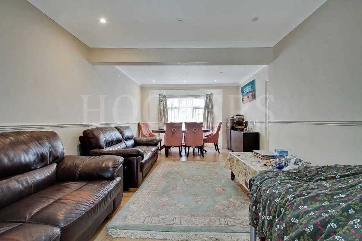 Randall Avenue, London, NW2