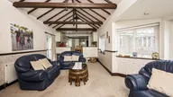 Property Slider Photo 11