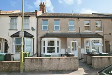 Queens Avenue, WATFORD