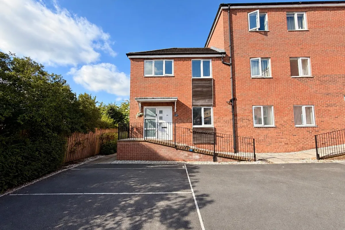 Swarcliffe Approach, LEEDS