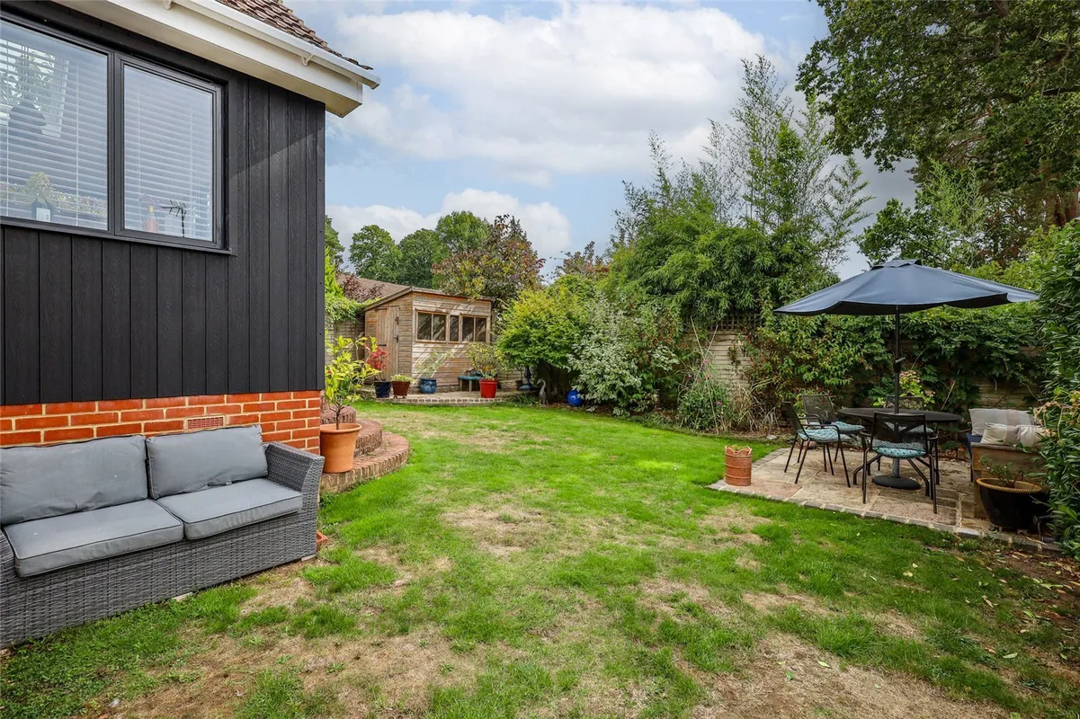Warren Road, Liss, Hampshire, GU33