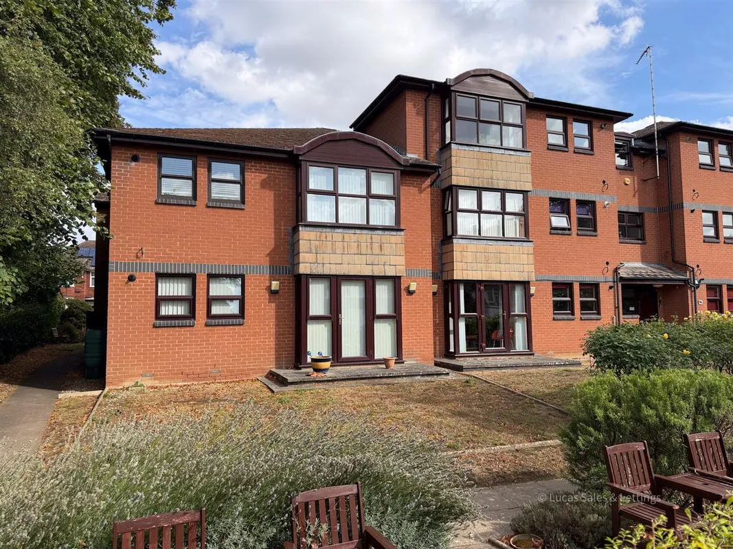 Headlands, Kettering