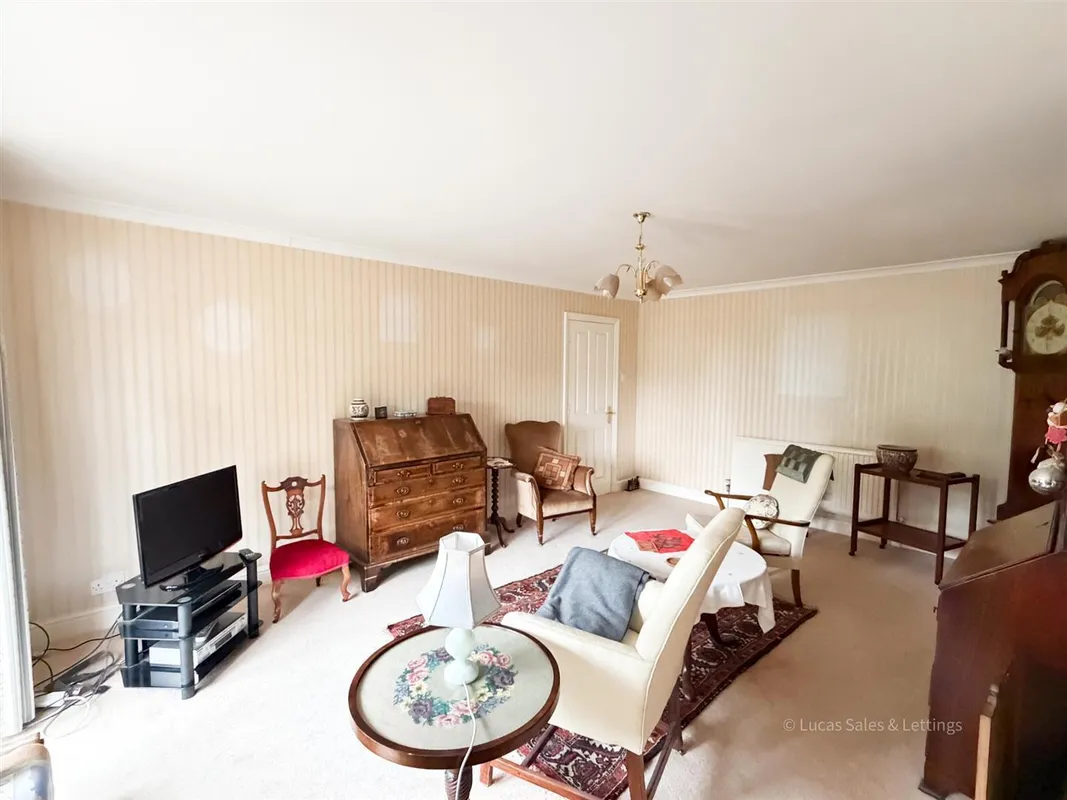 Headlands, Kettering