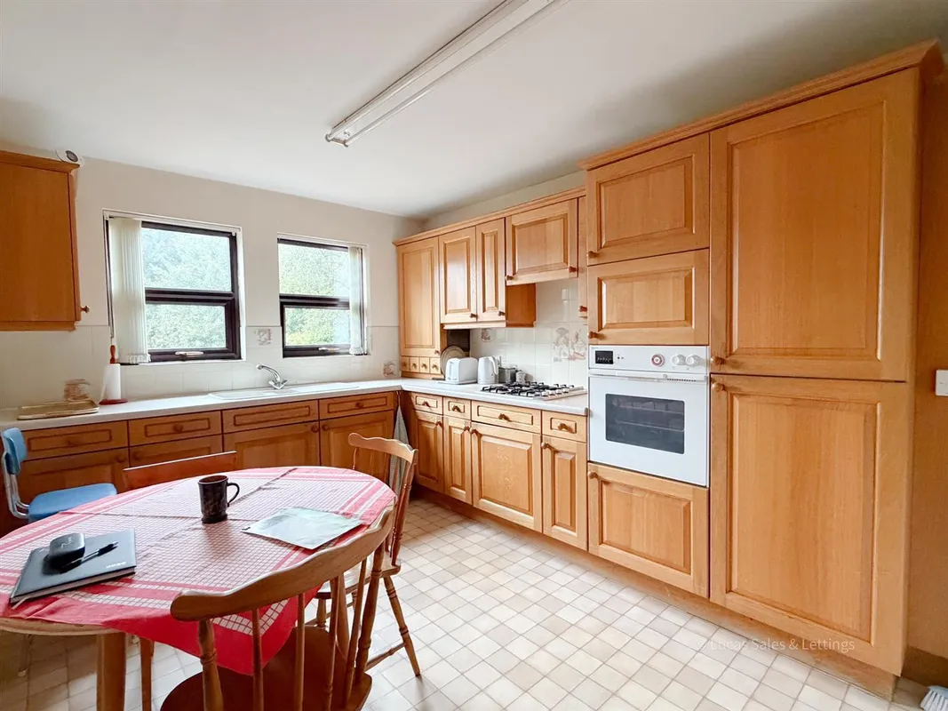 Headlands, Kettering