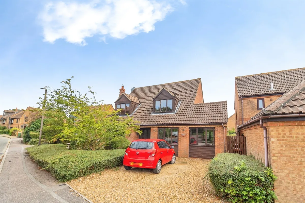 Shuttleworth Grove, Wavendon Gate, MILTON KEYNES