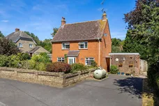 Middle Woodford, Salisbury, SP4 photo 1