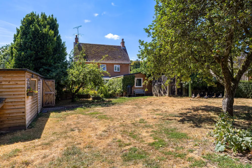Middle Woodford, Salisbury, SP4 photo 2