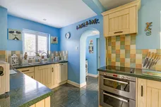 Middle Woodford, Salisbury, SP4 photo 4