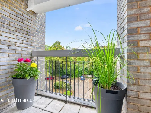 Bonchurch Close, Suttonphoto