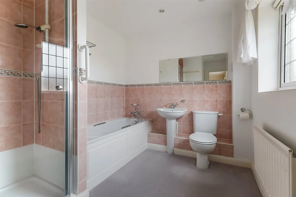 The Meades, Dormansland, Lingfield, Surrey, RH7