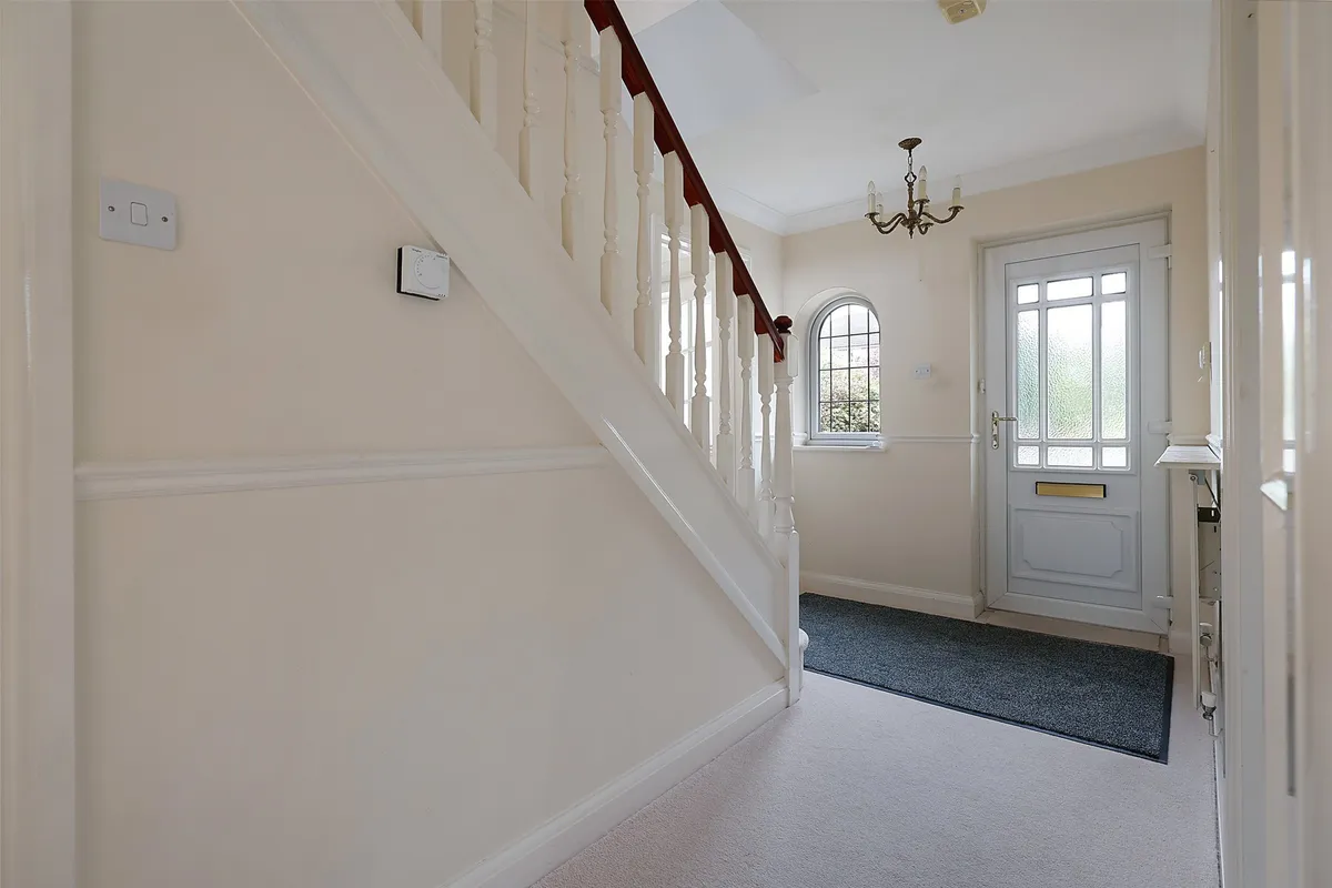 The Meades, Dormansland, Lingfield, Surrey, RH7