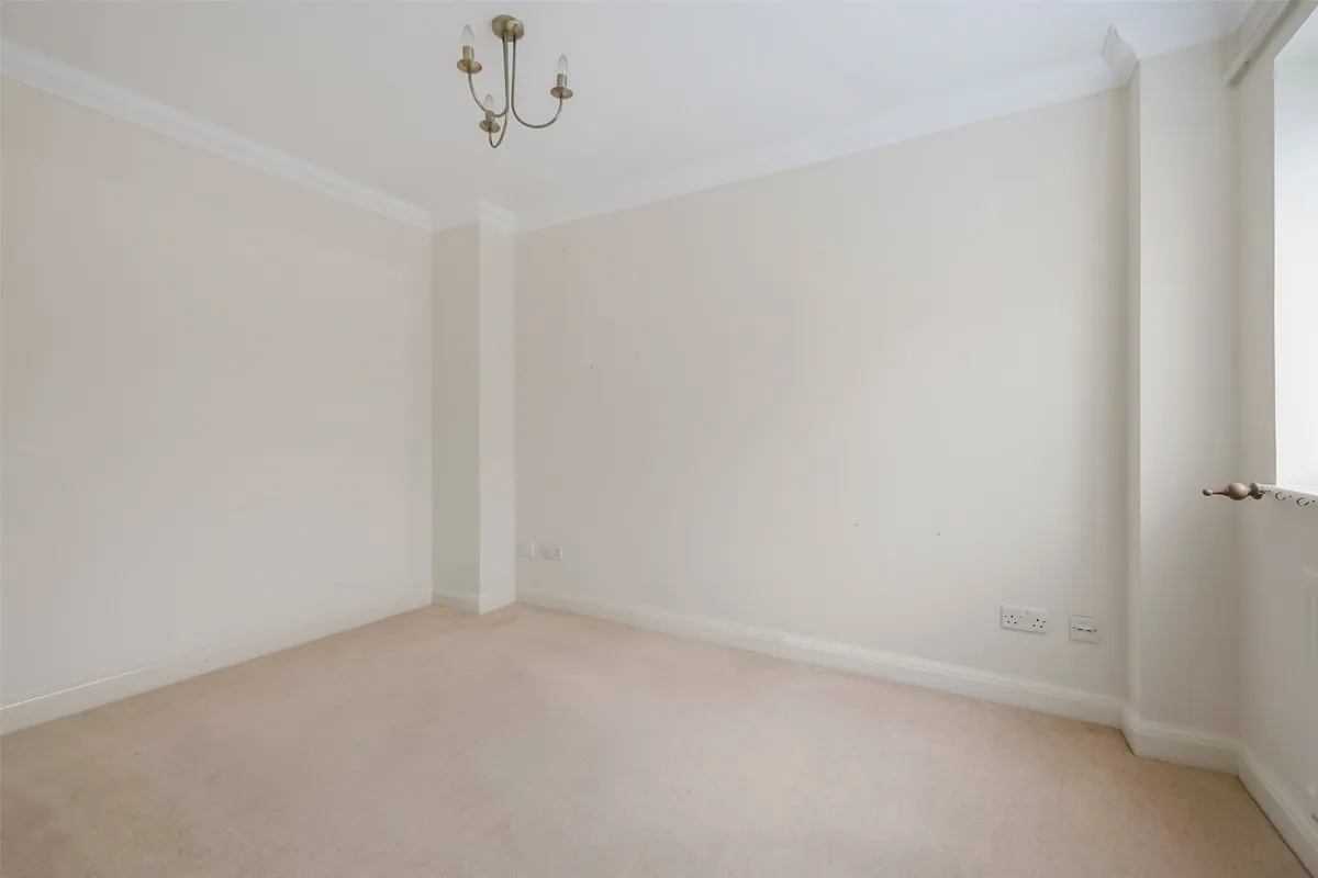 The Meades, Dormansland, Lingfield, Surrey, RH7