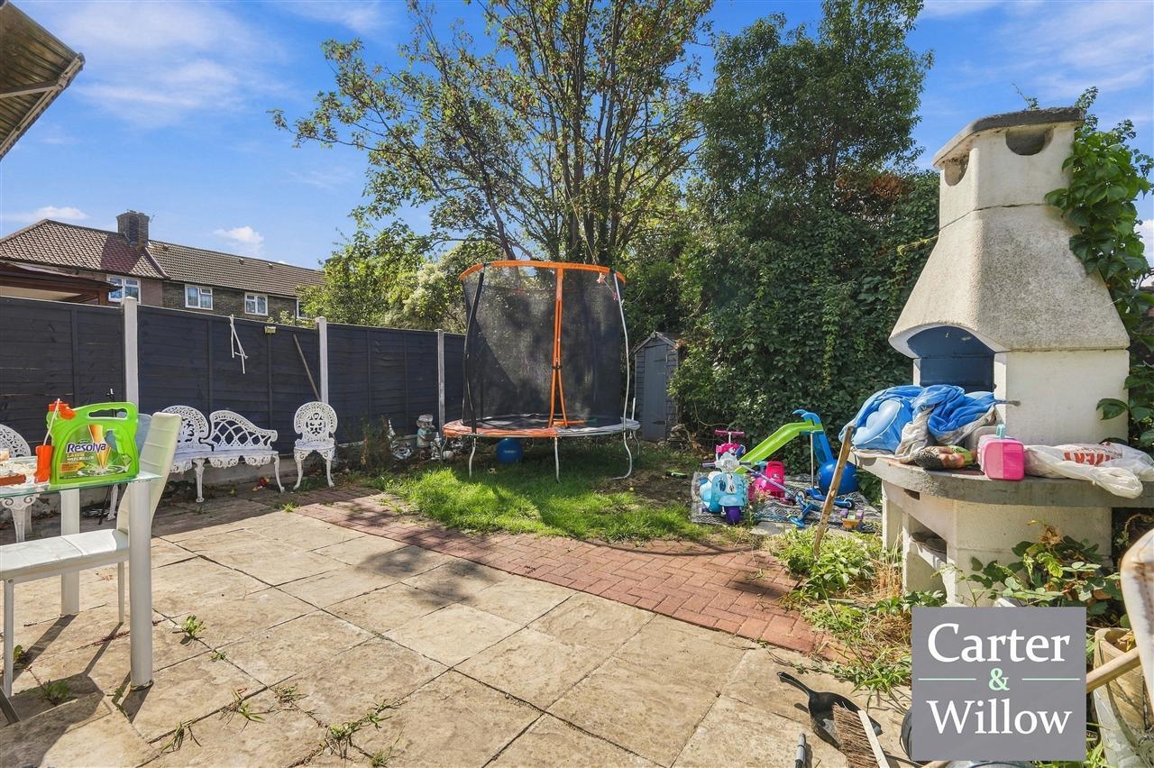 Ford Road, Dagenham, Essex Image 18