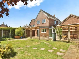Lime Tree Close, Wymondham thumb 2