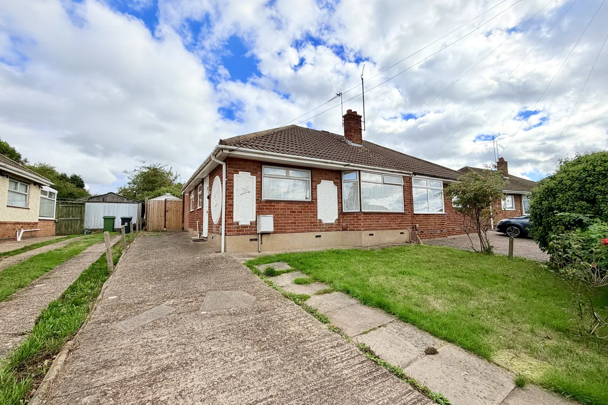 Plumtree Avenue, WELLINGBOROUGH