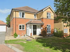 Ellis Close, Hoddesdon photo