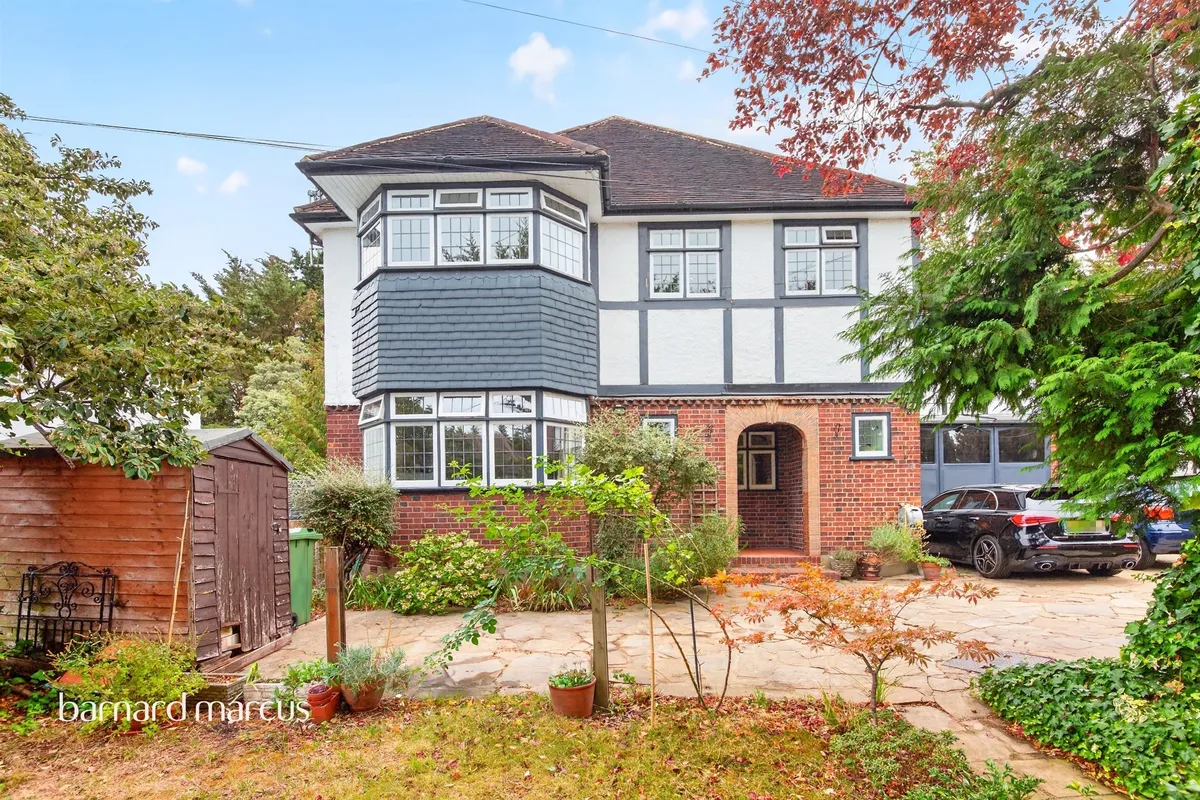 Hayland Close, London